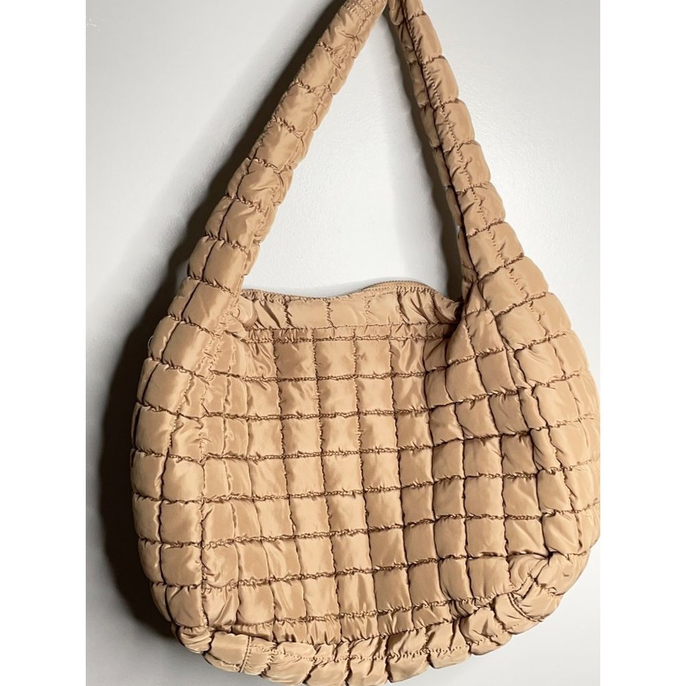 Free People FP MOVEMENT Quilted Carryall Bag Tote in Desert Sands Tan NEW Defect - Picture 3 of 6